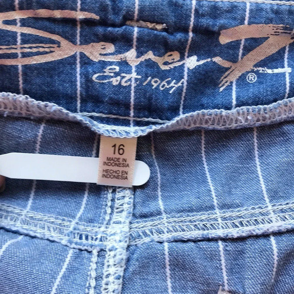 Seven7 wide leg crop pants vertical blue and white stripe, size 16 - Picture 10 of 12